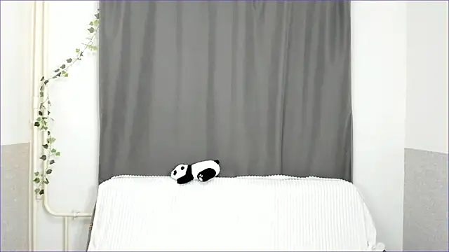 Snapshot of Emily_Nelsonn chatting on May 25, 5:22 pm Emily Nelsonn online show from May 25, 5:22 pm