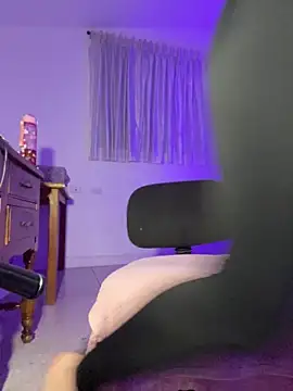 anastasiavega  online show from May 5, 6:49 am