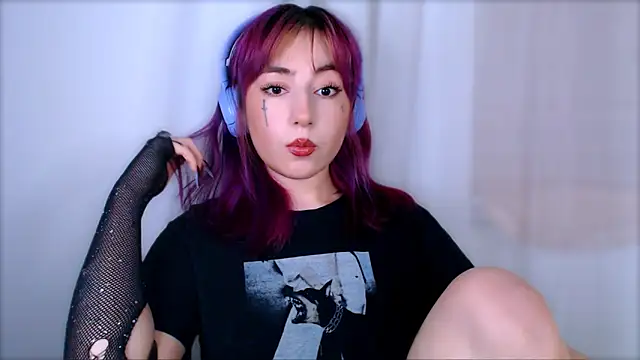 MistressEdith online show from May 9, 8:01 pm