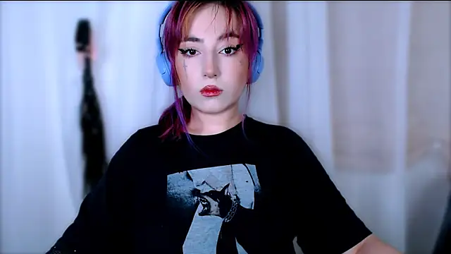 MistressEdith online show from May 13, 8:27 pm