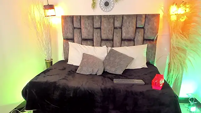 Snapshot of buda_cataleya chatting on March 19, 11:21 am buda cataleya online show from March 19, 11:21 am