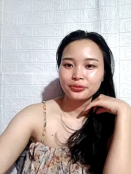 Akile80 online show from April 4, 7:26 am