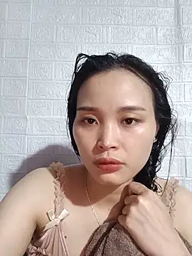 Akile80 online show from May 22, 3:32 pm