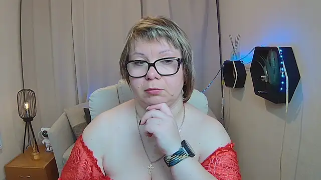 BonnnyBoobsy online show from May 3, 6:07 am
