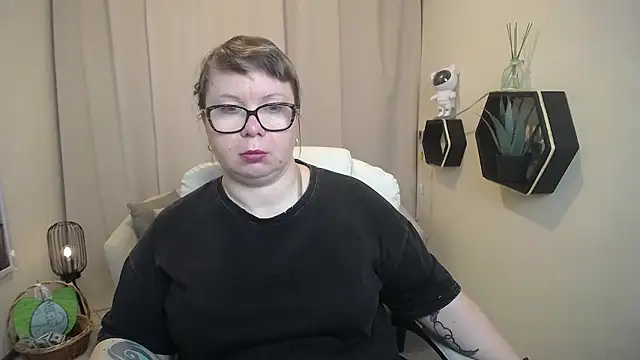 BonnnyBoobsy online show from March 27, 8:26 am