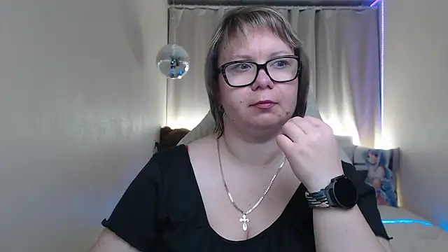 Snapshot of BonnnyBoobsy chatting on May 30, 6:35 pm BonnnyBoobsy online show from May 30, 6:35 pm