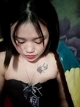 Eli18 online show from April 1, 1:23 pm