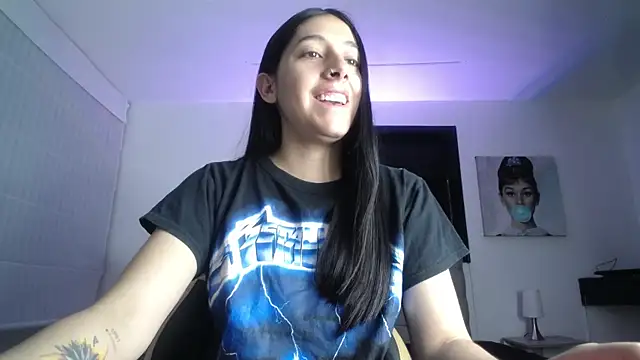 Melannyy V online show from May 26, 12:47 pm