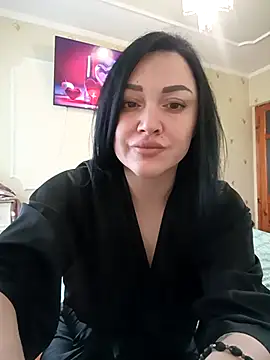 Elsie-Nora online show from April 21, 5:47 am