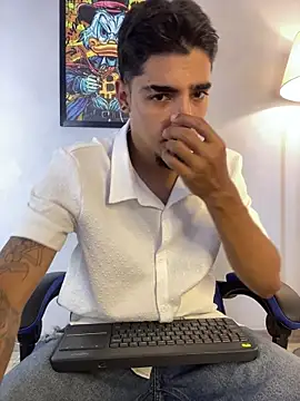 SimonNessman online show from March 23, 7:03 pm