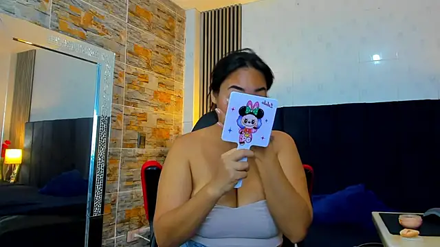SammyEvanns  online show from April 12, 2:26 am