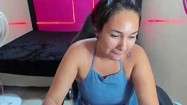 SammyEvanns  online show from May 28, 1:24 am