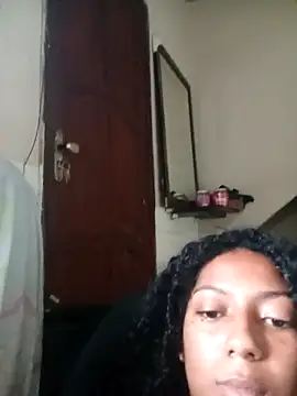Snapshot of SereiaMulata chatting on May 3, 3:15 pm SereiaMulata online show from May 3, 3:15 pm