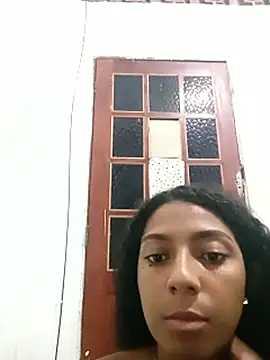 Snapshot of SereiaMulata chatting on April 16, 11:07 pm SereiaMulata online show from April 16, 11:07 pm