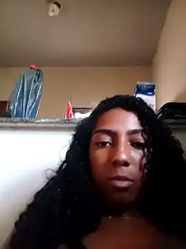 Snapshot of SereiaMulata chatting on May 2, 2:22 pm SereiaMulata online show from May 2, 2:22 pm