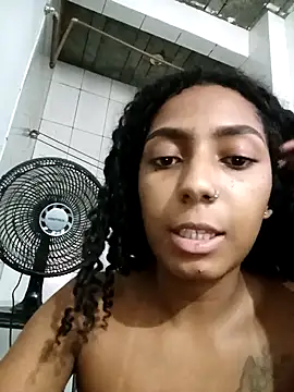 Snapshot of SereiaMulata chatting on March 24, 7:36 pm SereiaMulata online show from March 24, 7:36 pm