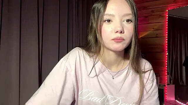 LenLen Solen online show from April 14, 12:21 pm