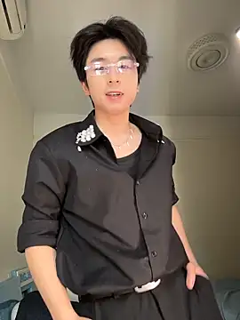 kissbaby-111 online show from April 4, 5:58 am