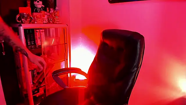 clark kent  online show from March 18, 4:19 pm