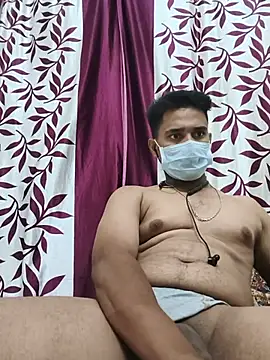 Snapshot of Stranger_boy123 chatting on June 11, 6:05 pm Stranger boy123 online show from June 11, 6:05 pm