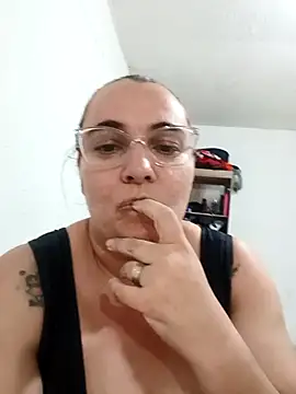 gra safada online show from April 10, 8:27 pm