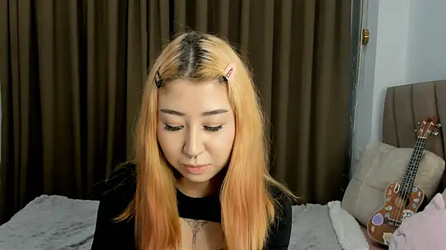 gigi meii online show from March 20, 1:56 pm