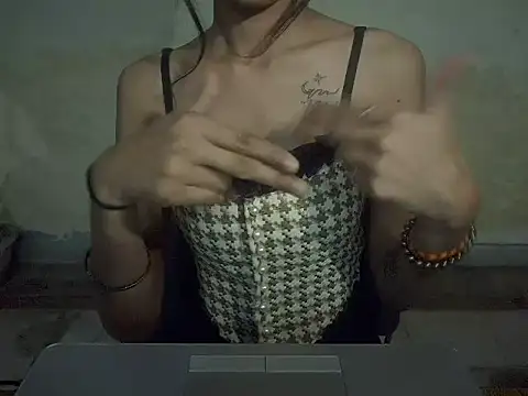 beautyrose1 online show from April 10, 4:47 pm