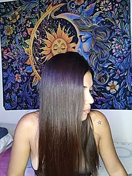 Snapshot of isabellahofmann chatting on May 16, 10:03 am isabellahofmann online show from May 16, 10:03 am