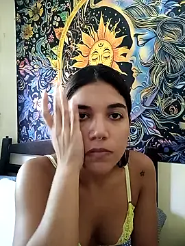 Snapshot of isabellahofmann chatting on May 2, 6:46 pm isabellahofmann online show from May 2, 6:46 pm