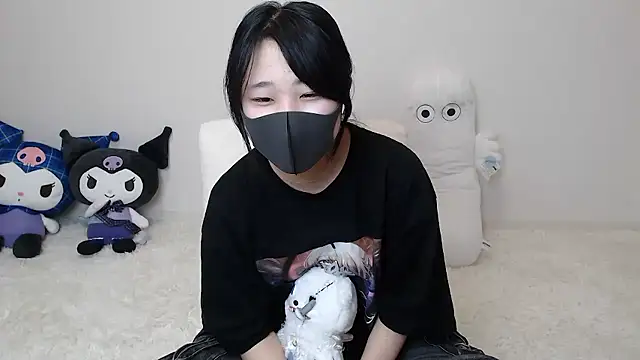 nanami nyann online show from March 19, 9:09 am