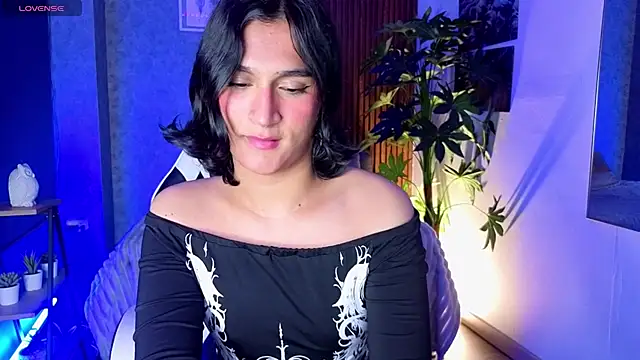 Zoee Kiss  online show from June 25, 5:12 am