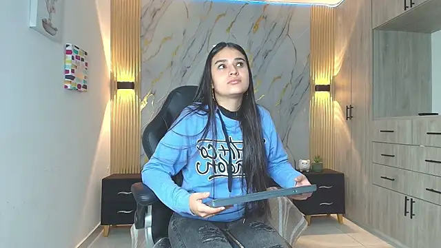 Valkiria77 Eup online show from March 19, 11:10 am