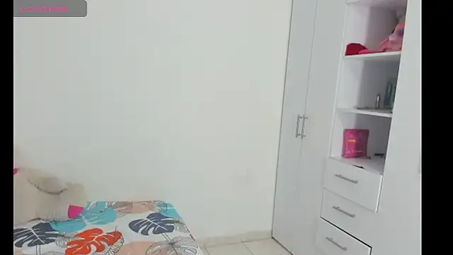 Snapshot of Atenea_19_ chatting on June 16, 10:15 am Atenea 19 online show from June 16, 10:15 am