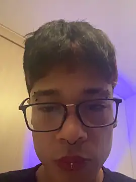 ronald maximo19 online show from March 19, 4:40 pm