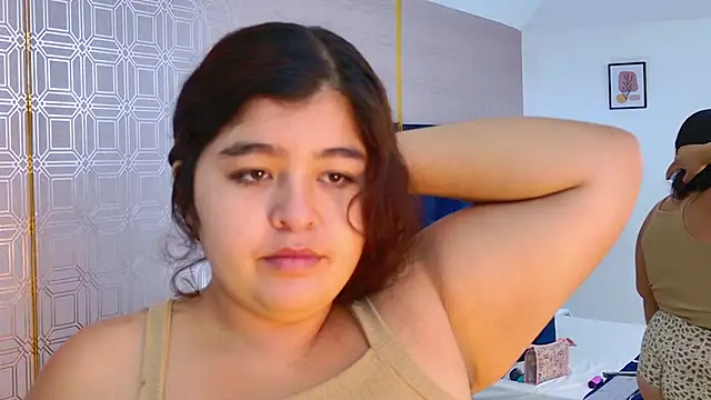 Dahlia Lee online show from April 8, 2:57 am