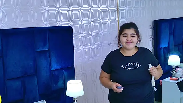 Dahlia Lee online show from April 16, 3:07 am