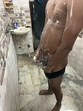 couple-new online show from April 19, 2:29 pm