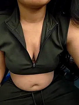 Ishika baby  online show from April 9, 5:52 pm