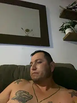 HOTB0Y18 online show from April 21, 7:59 am