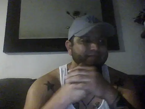 HOTB0Y18 online show from April 22, 7:15 am