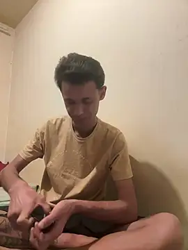 RafaelTitanX online show from April 22, 10:27 pm