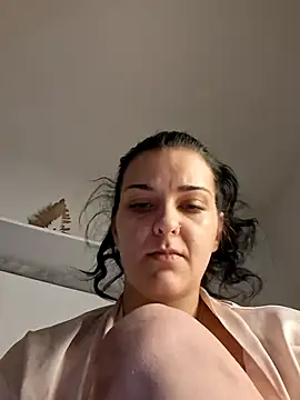 KitKatQueen online show from March 18, 8:32 pm