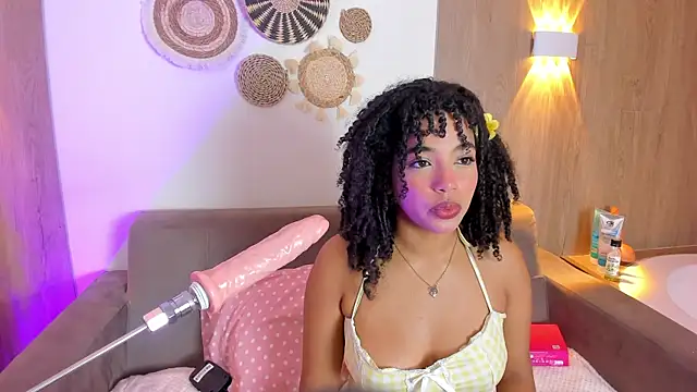 Snapshot of JazmyXXX chatting on August 4, 6:45 pm JazmyXXX online show from August 4, 6:45 pm
