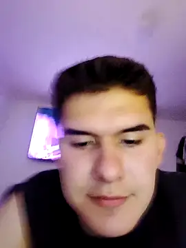 Cesrcolombiano online show from March 19, 2:33 am