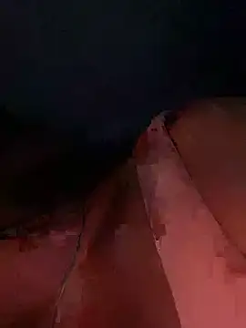 emiiross online show from April 10, 2:51 am