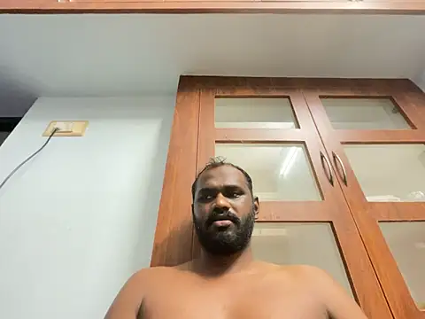 singletamilguy online show from April 13, 5:06 pm