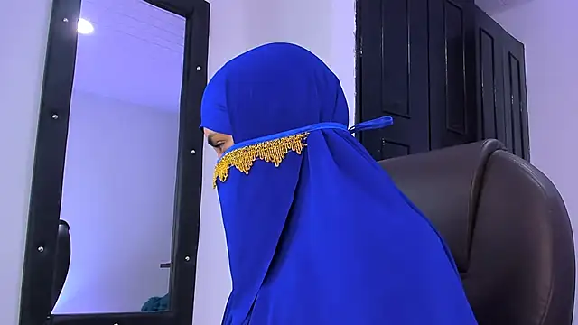 Shirazz   online show from March 19, 2:11 am