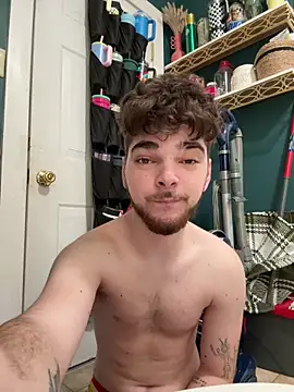 dommydom7177 online show from March 22, 12:40 pm