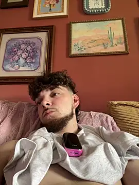 dommydom7177 online show from April 4, 5:30 pm
