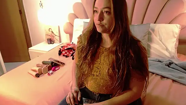 SabrinaVantress online show from August 5, 4:50 am